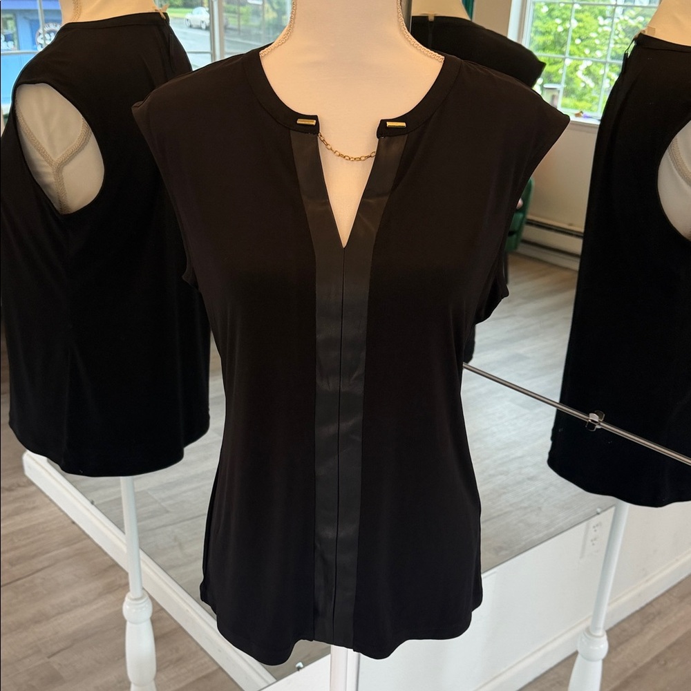 Calvin Klein Black Cap-Sleeve V-Neck Top with Gold Chain Accent